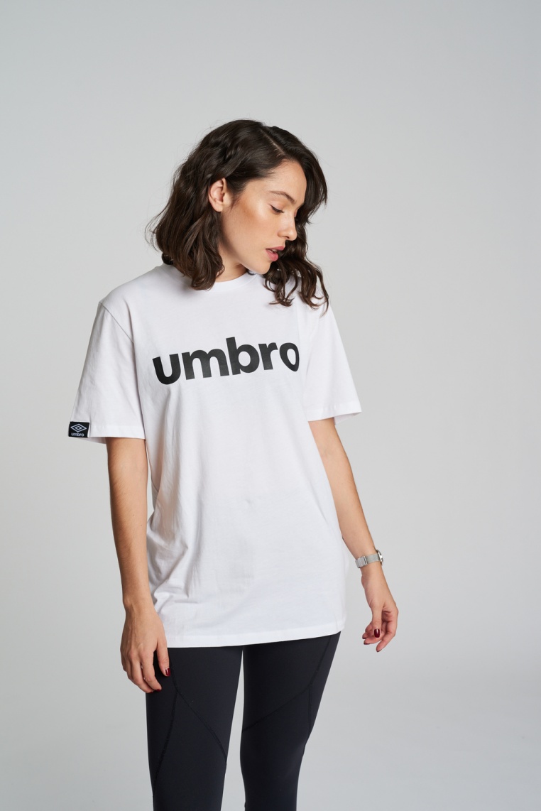 Camiseta Umbro Linear Logo Graphic Graphic Branco/Preto