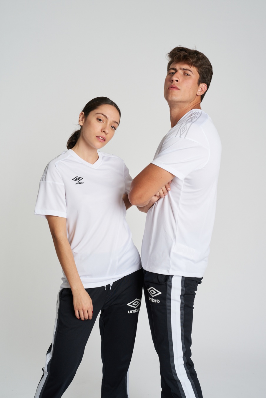 Camiseta branca Umbro Legacy