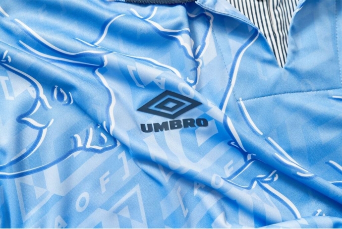 T-shirt do camiseta do umbro x aof rhino