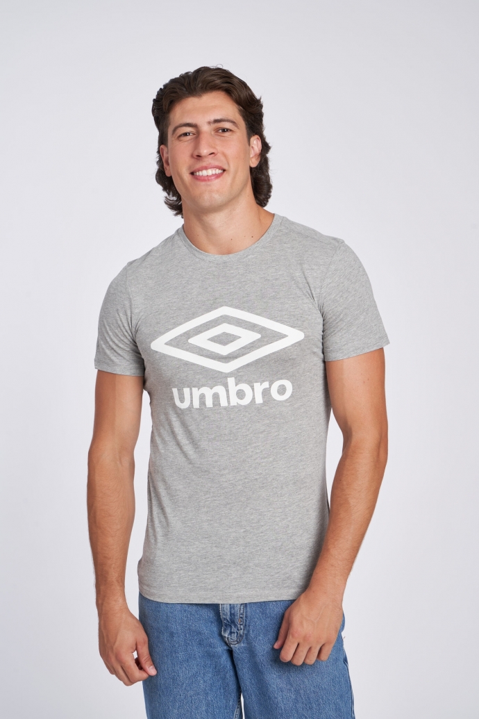T-shirt Umbro Wardrobe Grande Logo...
