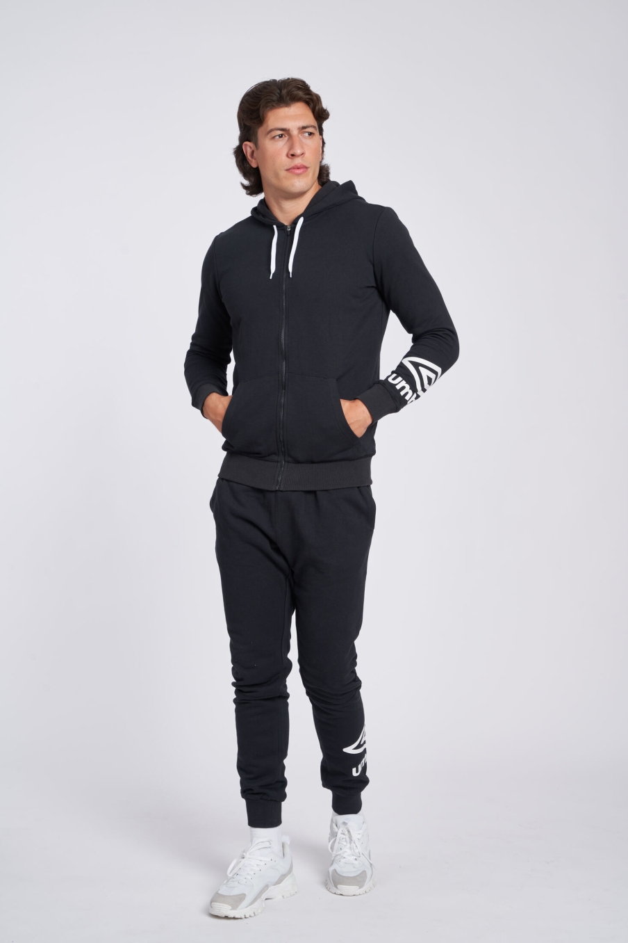 UMBRO FW TERRACE ZIP HOODIE BLACK/WHITE JACKET