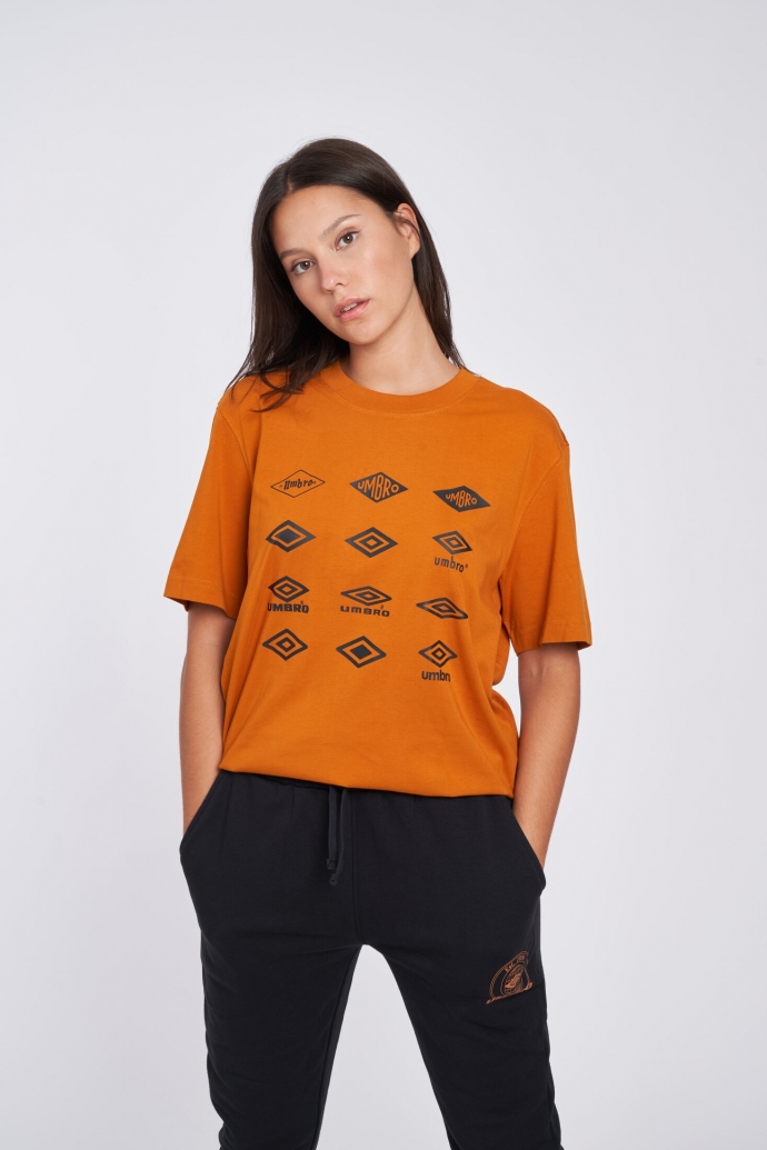 Camiseta Umbro Historic Logos Graphic...