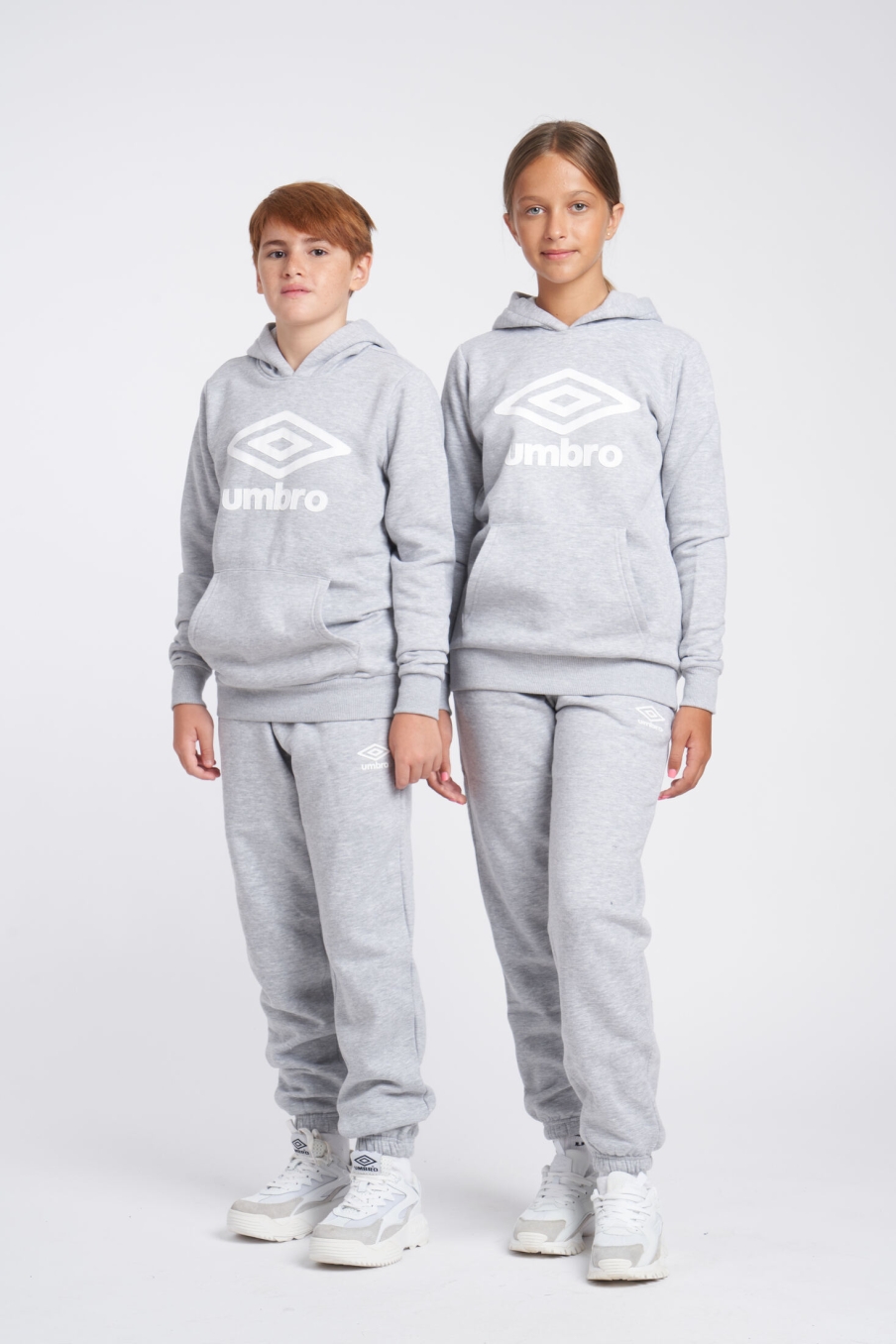 Umbro Wardrobe Hoodie Large Logo Junior Gray / White