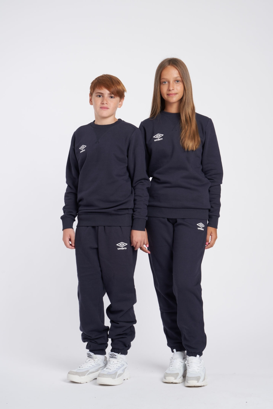 Umbro Wardrobe Small Logo Sweatshirt Junior Navy