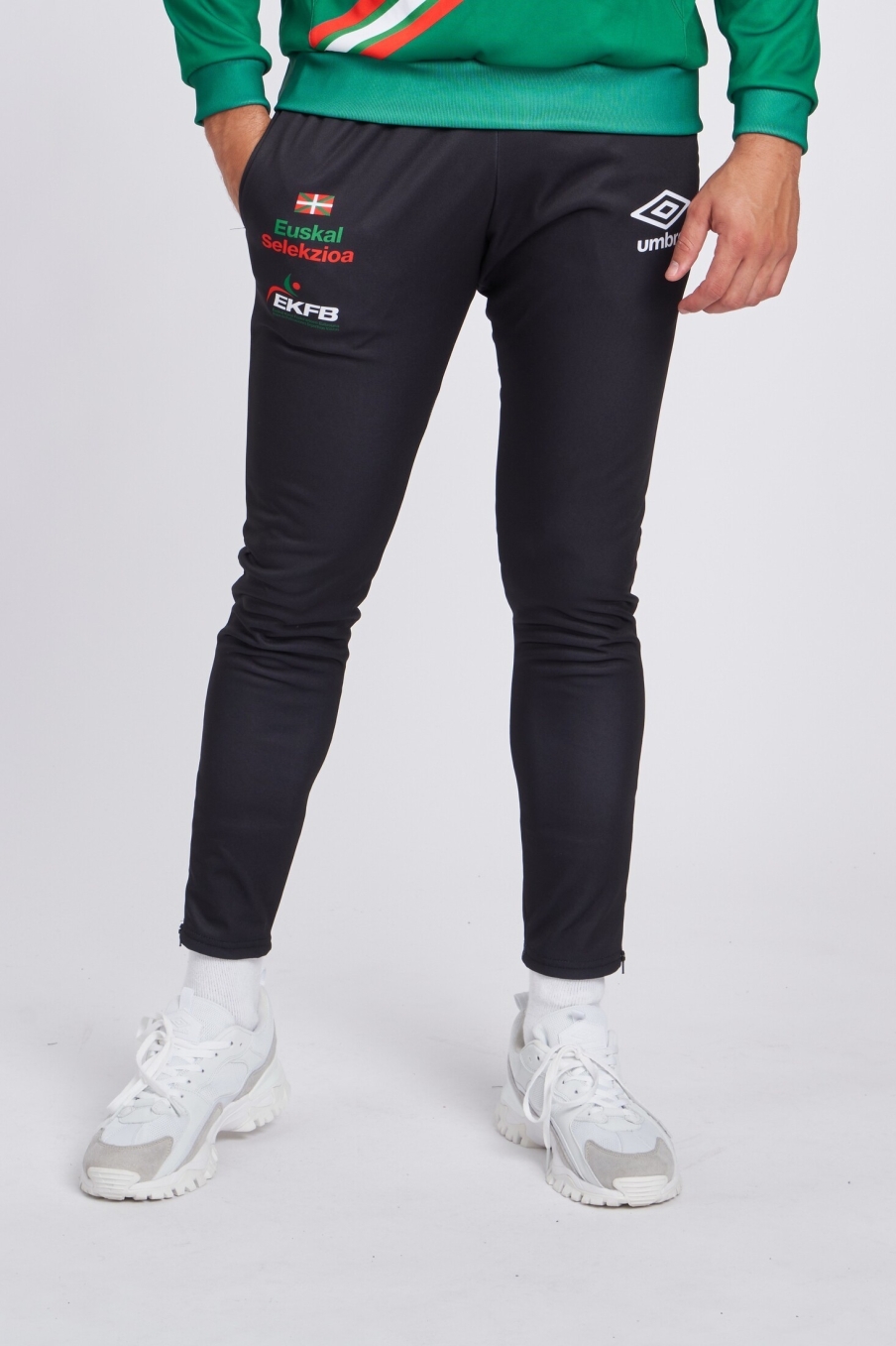 SUDADERA UMBRO EUSKAL SELEKZIOA WALKING/22 SWEAT (copia)