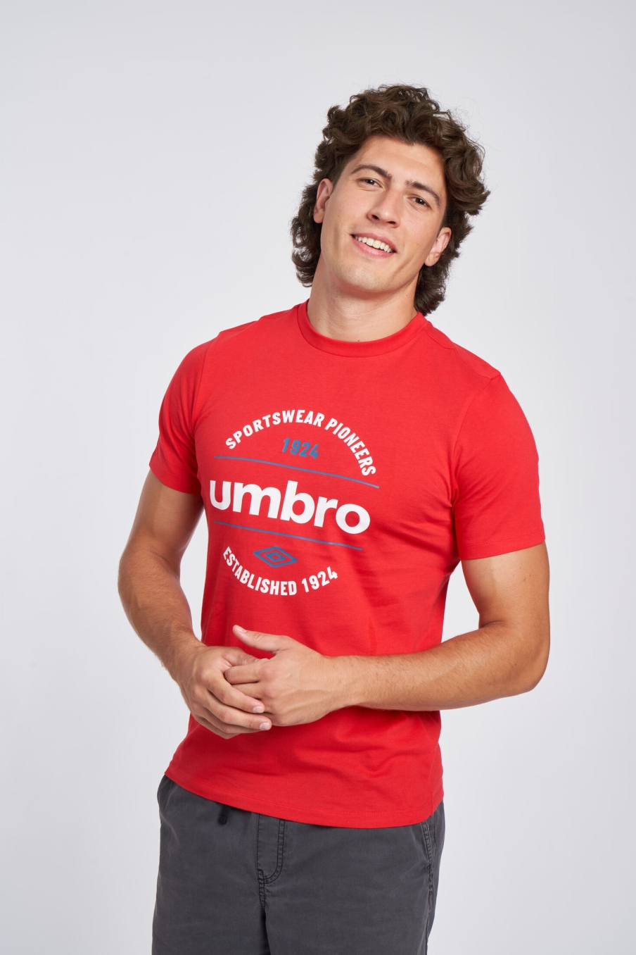 UMBRO FW CIRCULAR GRAPHIC TEE VERMILLION T-SHIRT