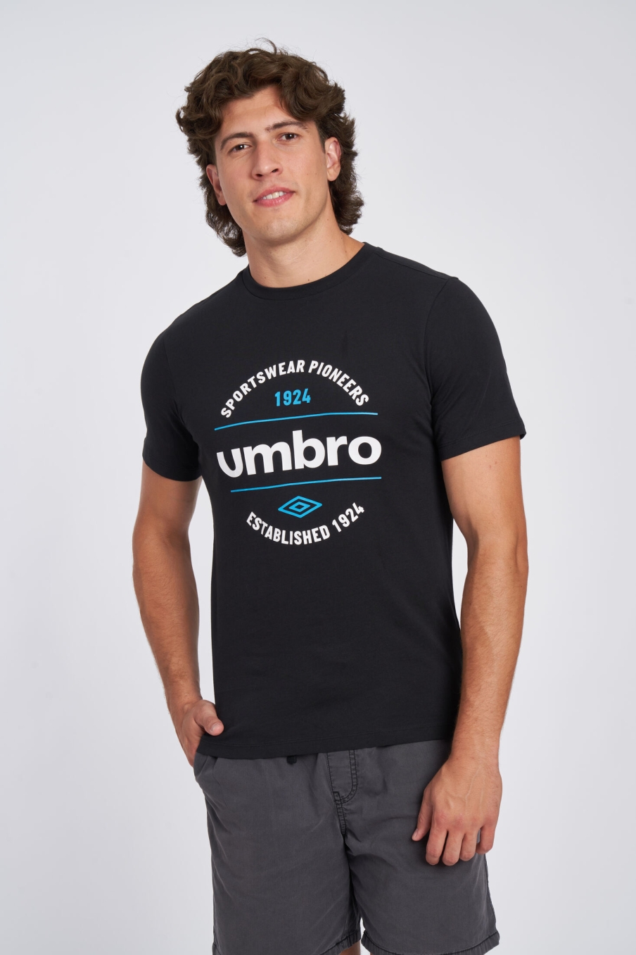 UMBRO FW CIRCULAR GRAPHIC TEEBLACK T-SHIRT