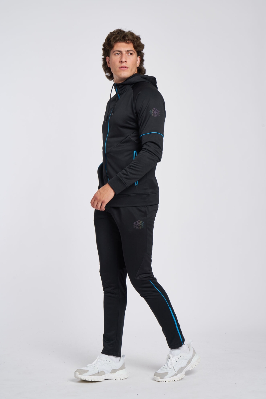 Umbro Jacket Pro Training FZ Hoodie Black / Malibu Blue