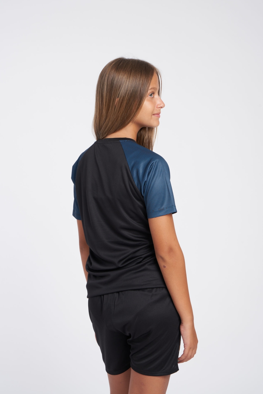 CAMISETA UMBRO SPIRITO JERSEY - JNRBLACK / ORANGE POP / AZUL PETROL