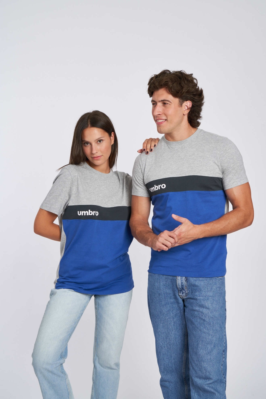 CAMISETA UMBRO FW SPORTSWEAR BRANCO BRILHANTE / MARINHO ESCURO / CINZA WOODLAND