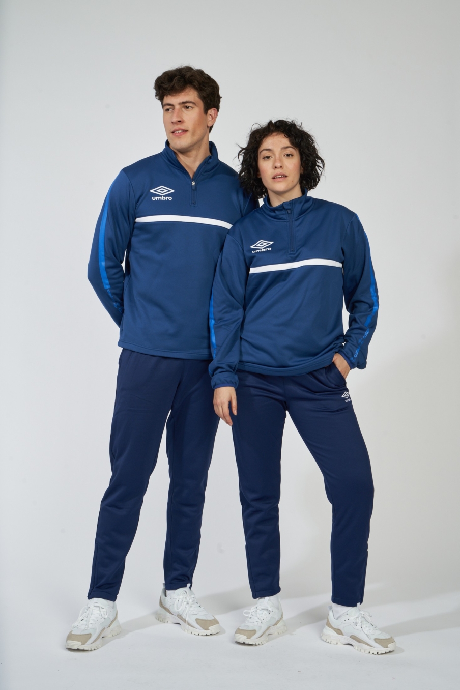 Moletom Umbro Lunda MARINHO / AZUL