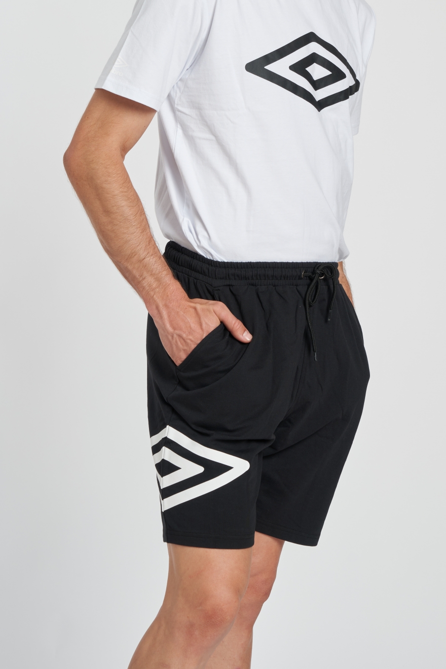 Umbro Octans Schwarze Shorts