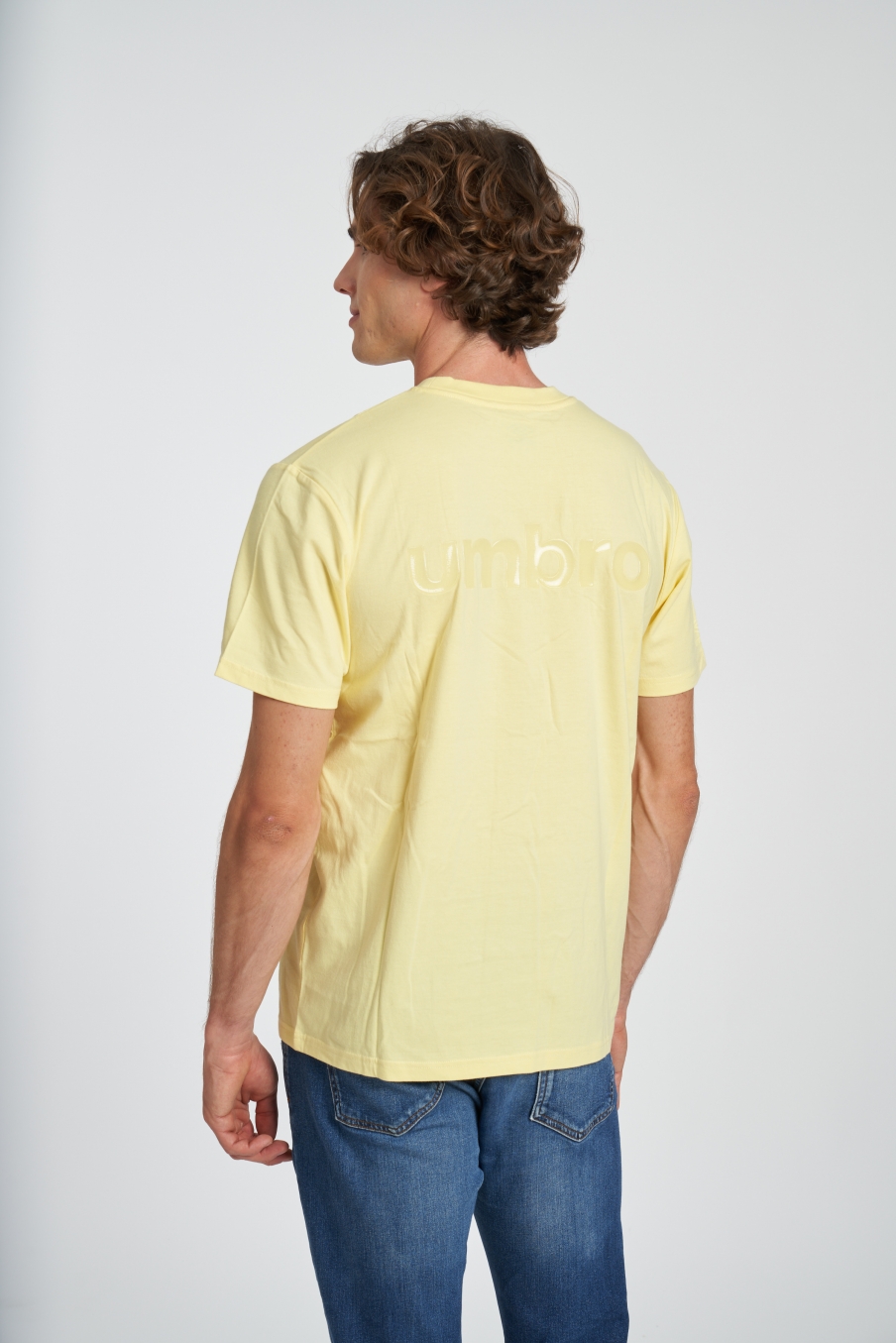 Camiseta Amarela Umbro Caelum