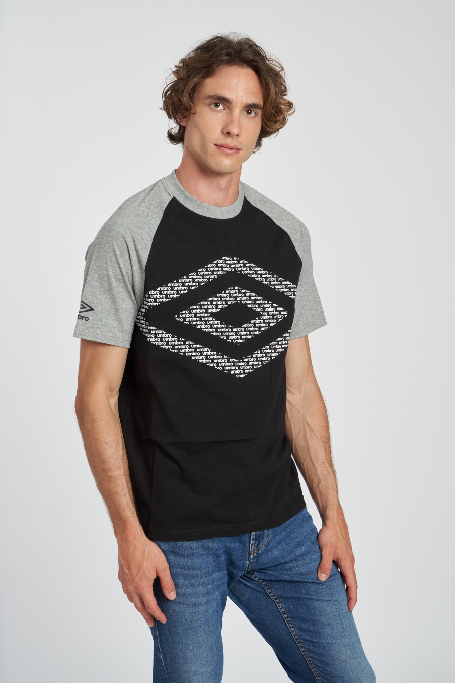 Camiseta Umbro Equuleus Preta