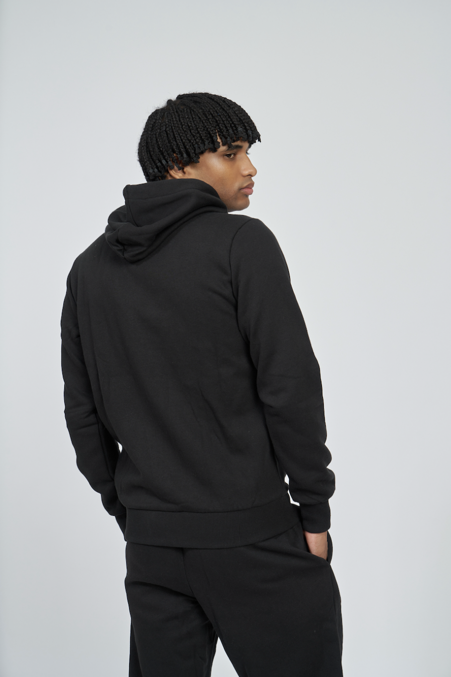 Moletom Umbro Guarda-Roupa com Capuz Pequeno Logo Preto