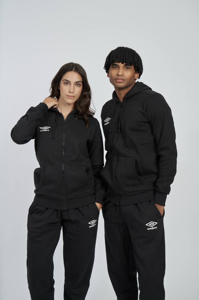 Moletom Umbro Guarda-Roupa com Capuz...