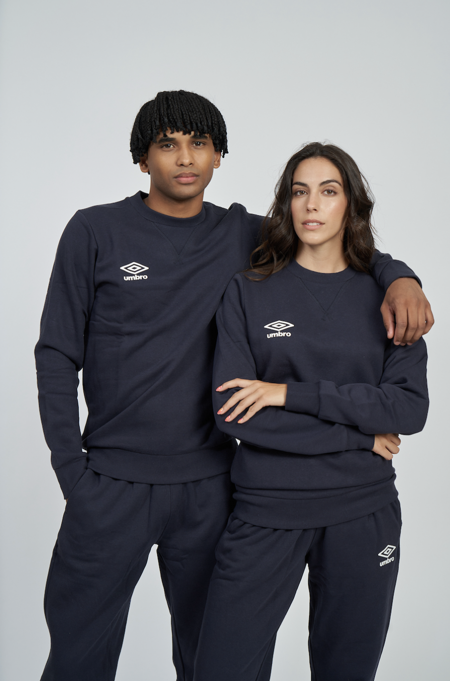 Umbro Wardrobe Neck Small Logo Navy Sweatshirt