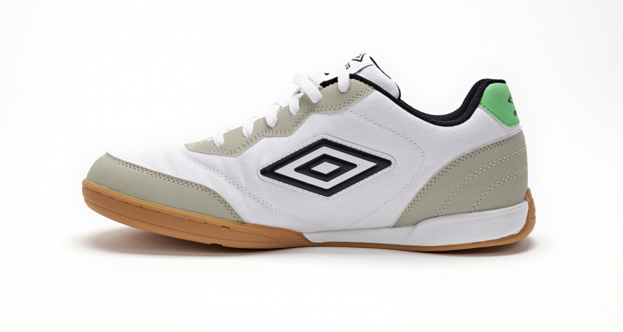 Umbro Sala Indoor Soccer Shoe White / Black / High Rise / Andean Toucan