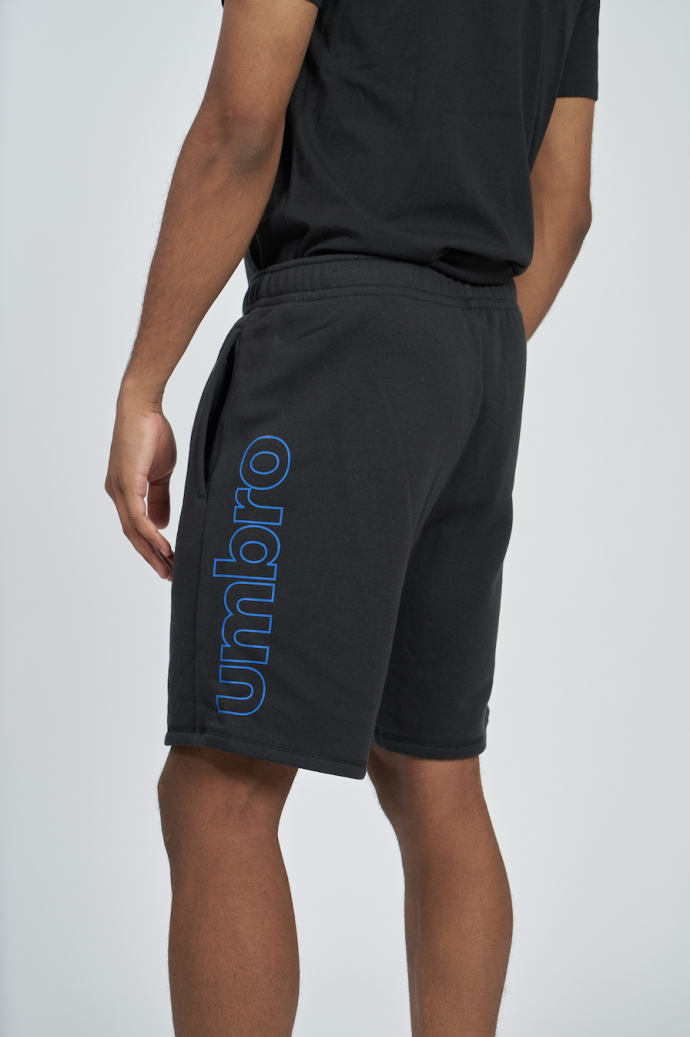 Umbro Fw Linear Logo Graphic Short...