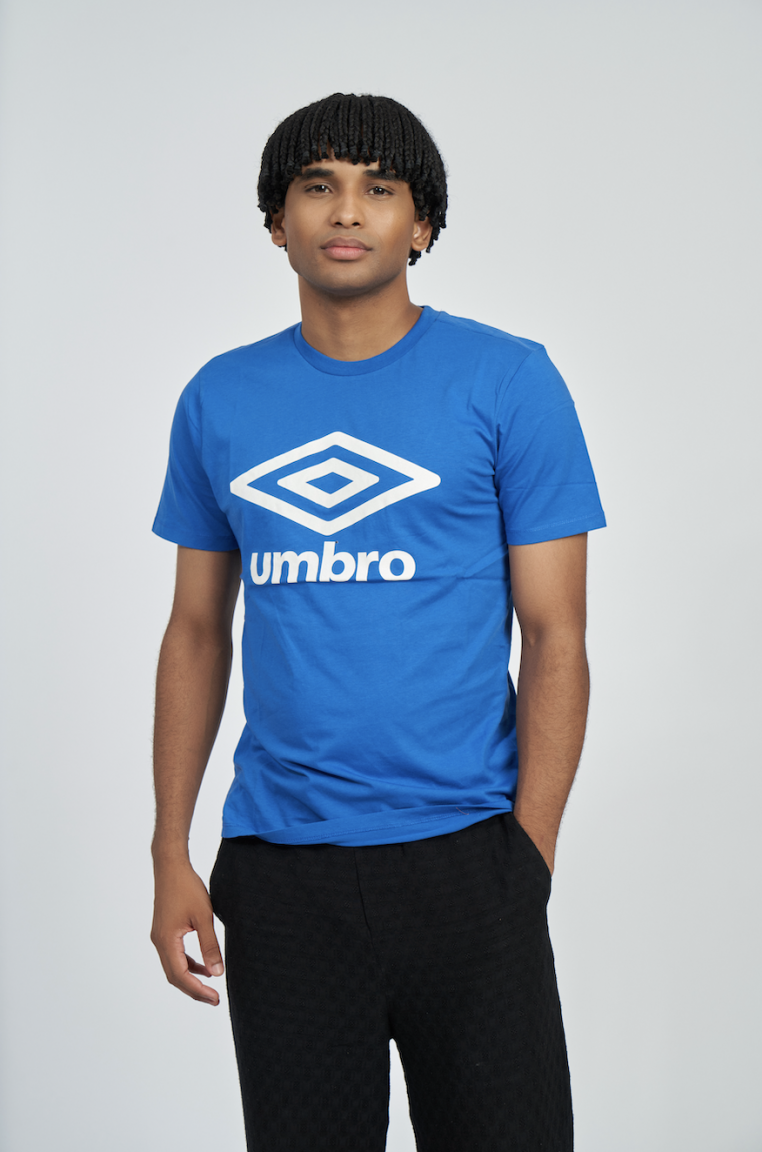 Umbro Garderobe großes Logo-T-Shirt Königsblau / Weiß