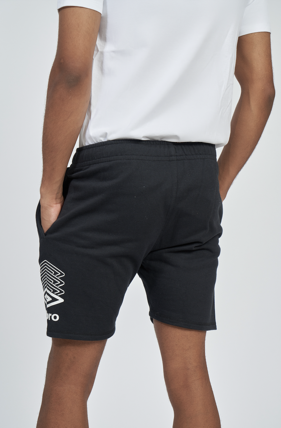 PANTALÓN UMBRO FW TERRACE SHORTBLACK