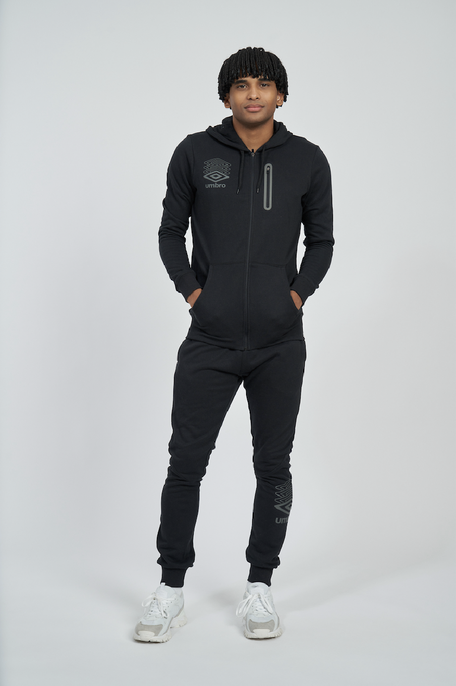 Jaqueta Umbro Fw Terrace Zip com capuz preta / bronze