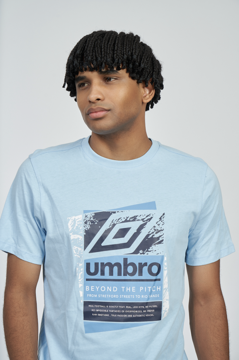 camiseta umbro hombre terrace graphic negra