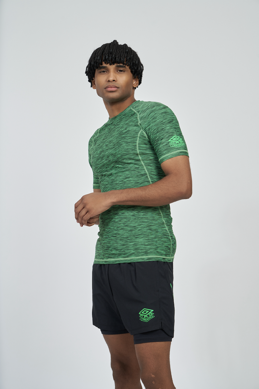 Camiseta Pro Training Elite Baselayer Black / Andean Toucan