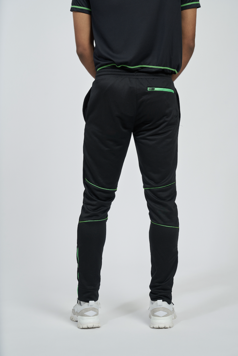 Pantalón Umbro Pro Training Poly Pant Black / Andean Toucan 2