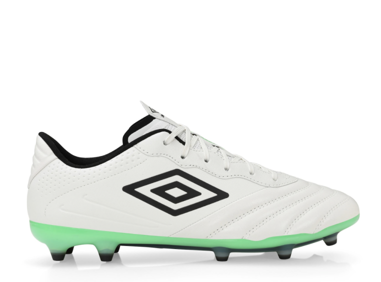 Umbro Tocco III Pro FG Fußballschuh Weiß / Schwarz / Andean Toucan