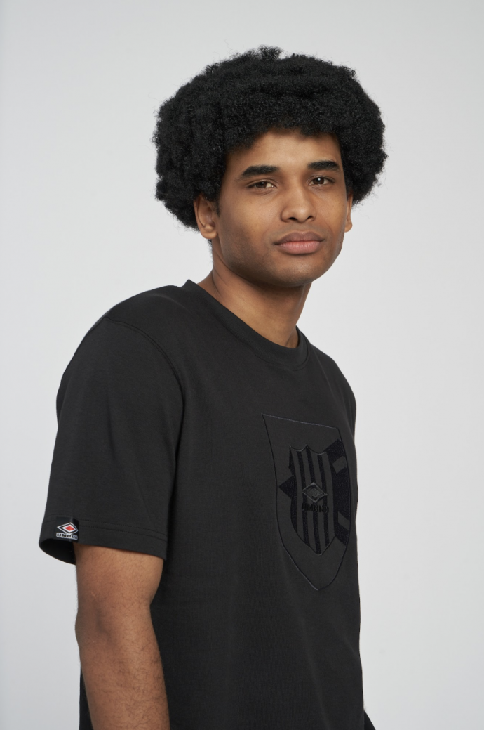 CAMISETA UMBRO CREST TEE BLACK