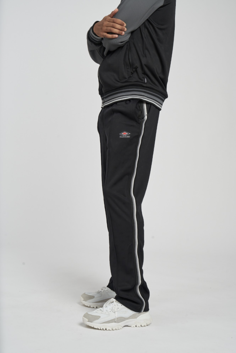 PANTALON UMBRO MONOGRAM BLACK