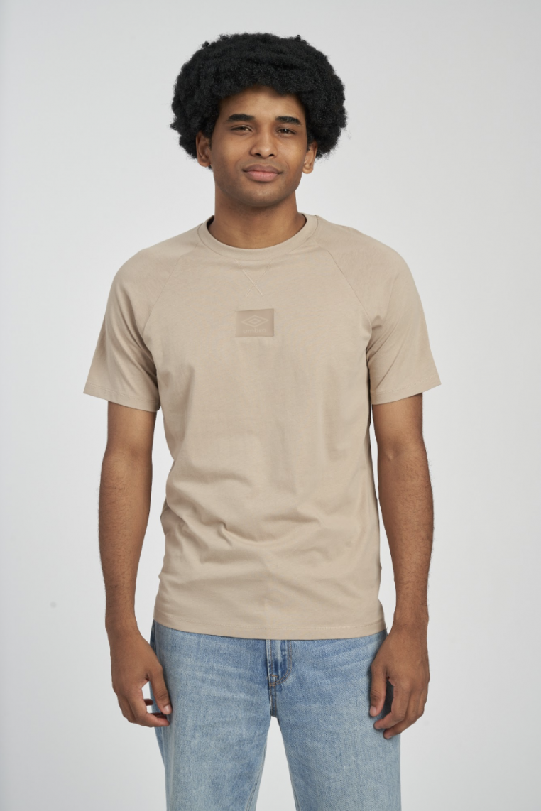 Camiseta Umbro RLXD Tee Simply Taupe