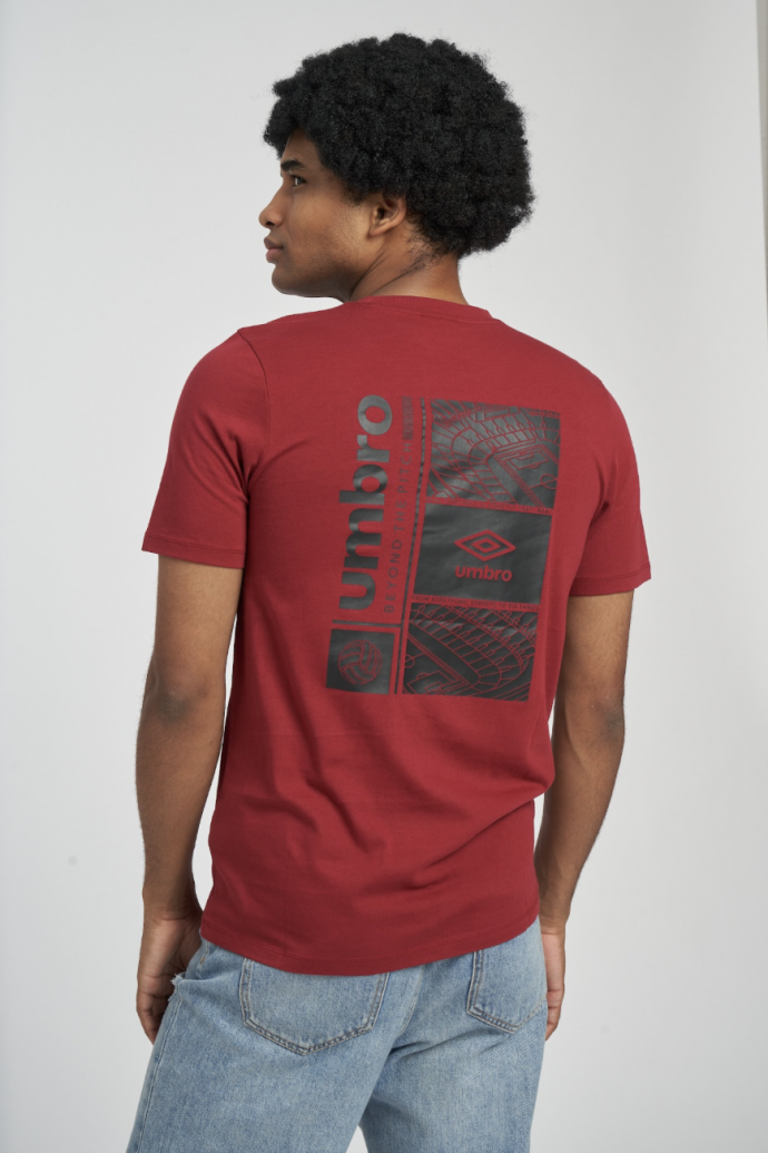 Camiseta Umbro Stadium Graphic Tee...