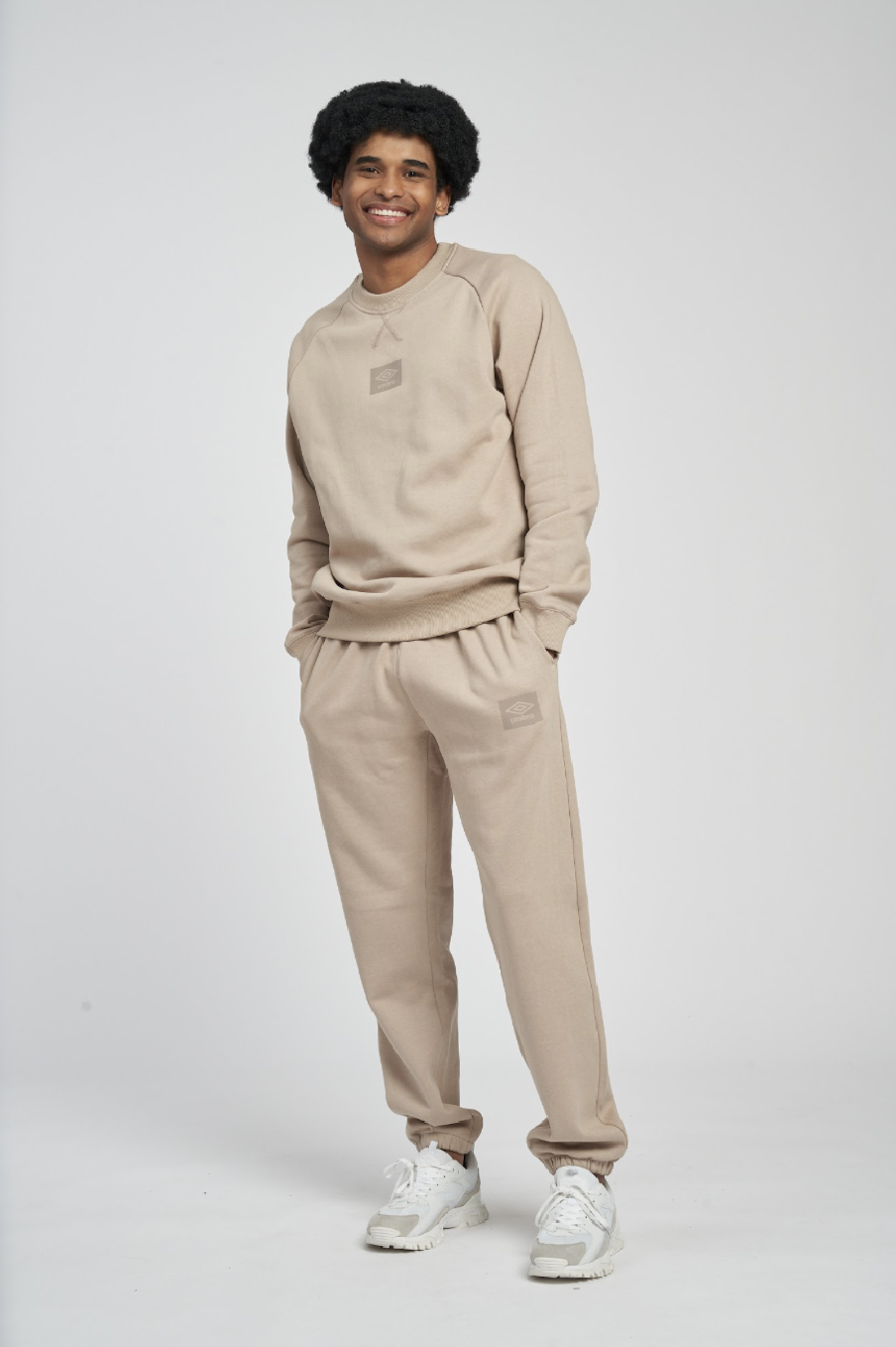 Sudadera Umbro RLXD Sweat SIMPLY TAUPE