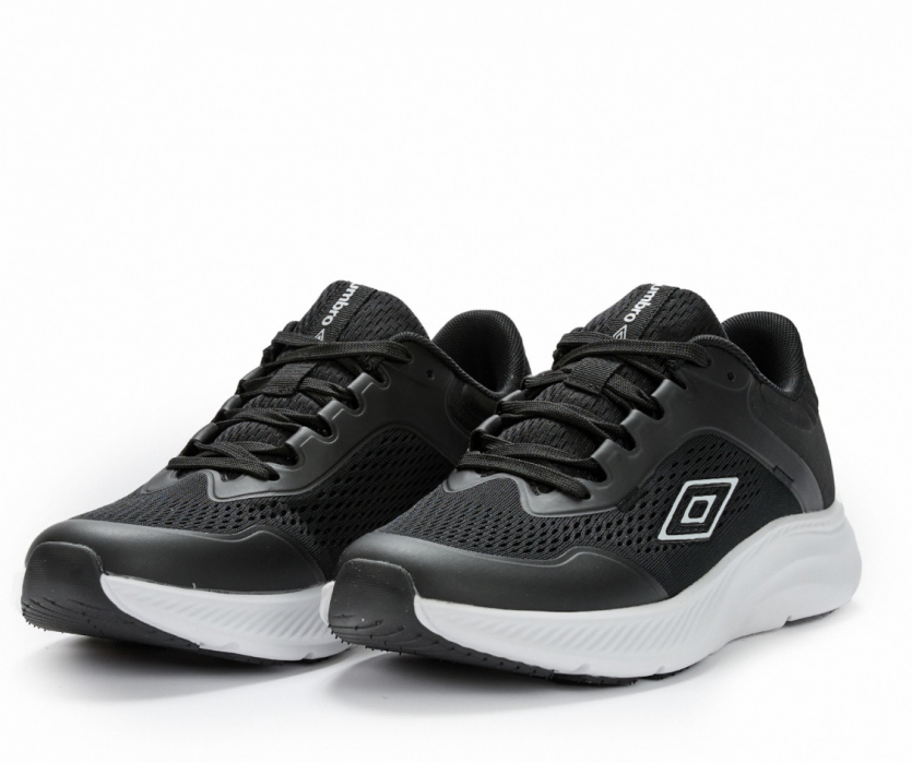 Umbro Surge Black / White Sneaker 2