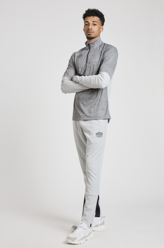 Umbro Pro Training Half Zip Top...