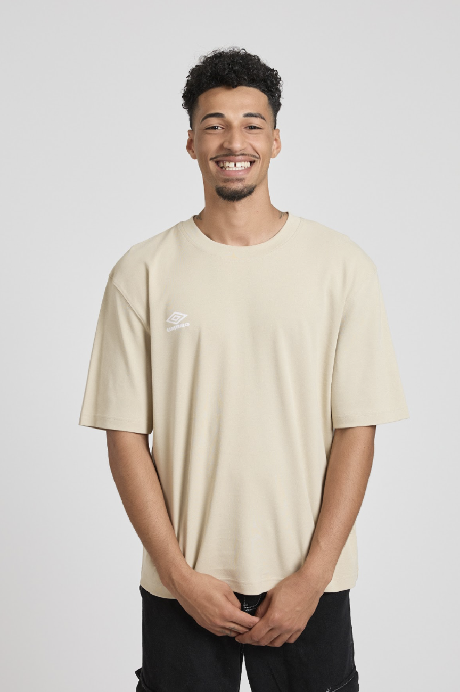 Camiseta Umbro SUMMER CAMP GRAPHIC TEE PELICAN
