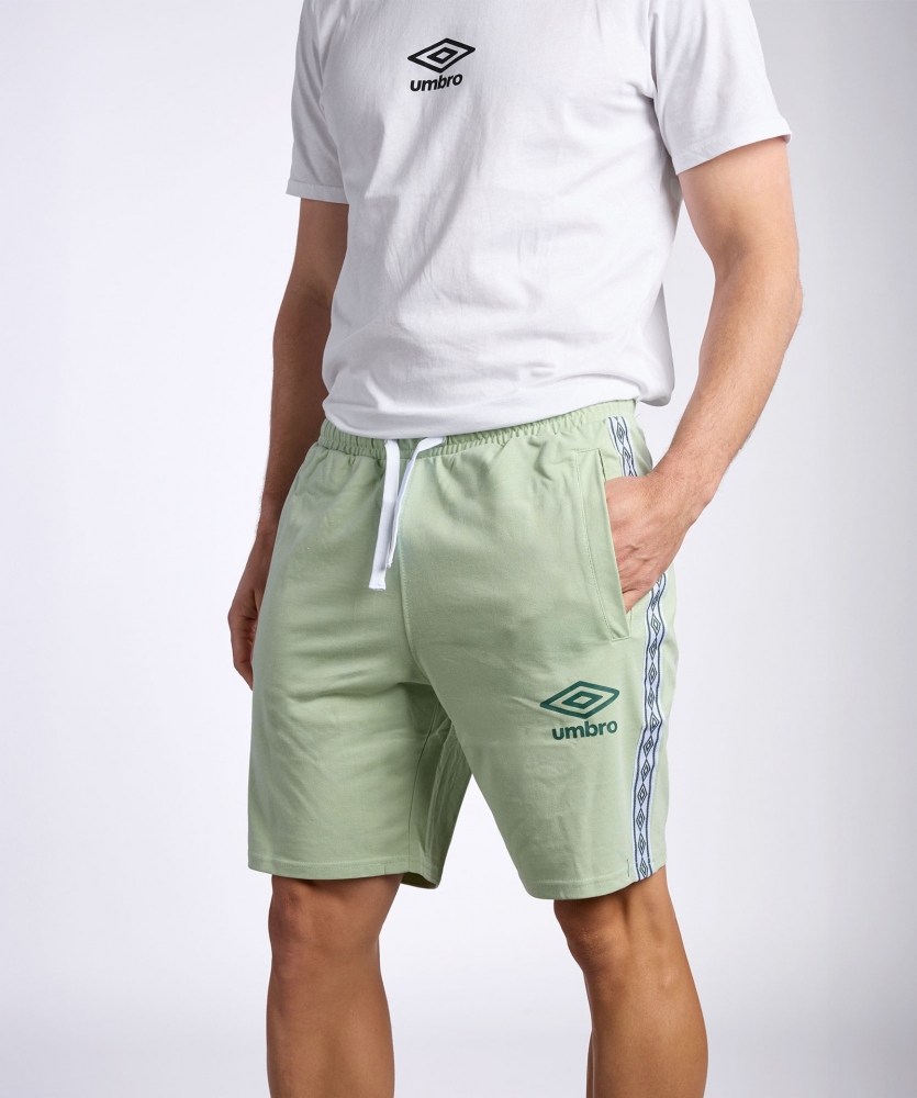 Short Umbro Lotus Taped Short Green