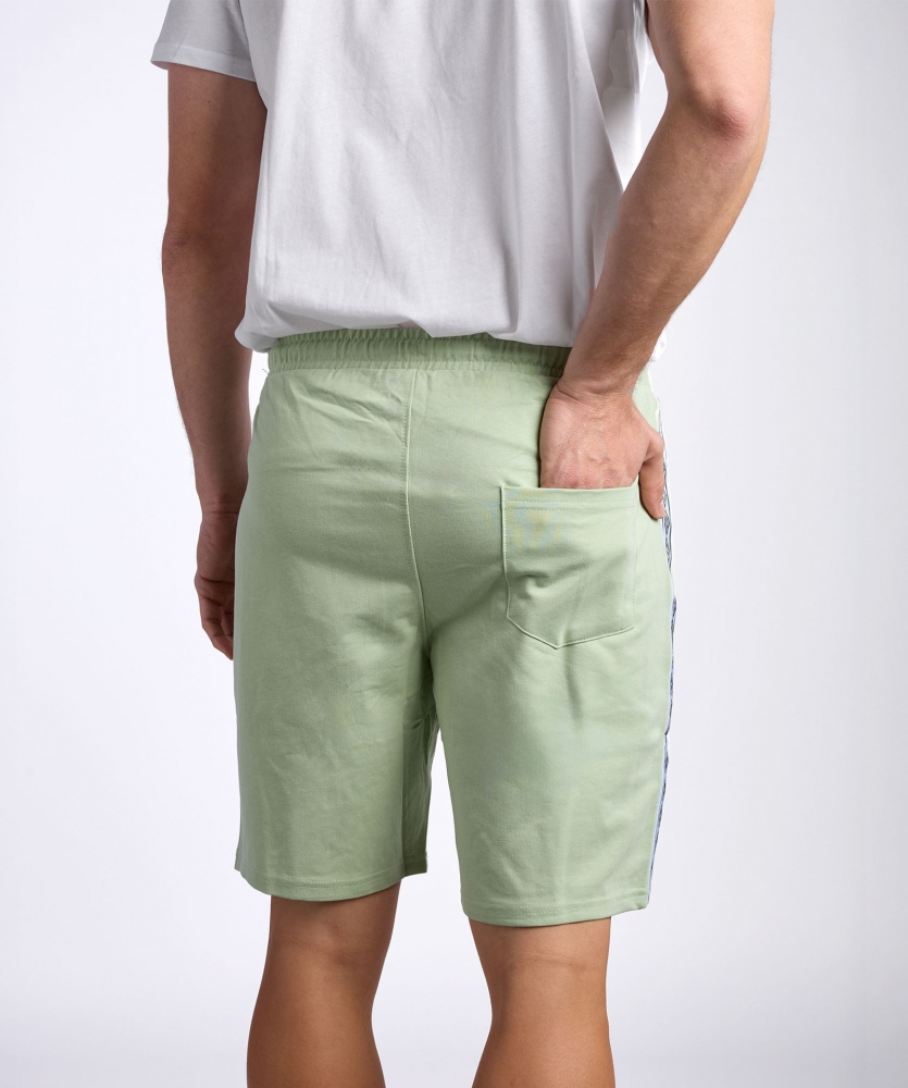 Short Umbro Lotus Taped Short Green