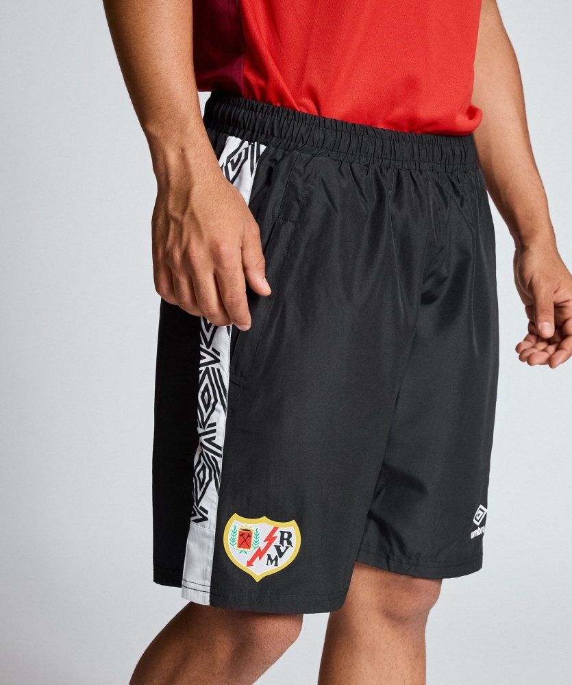 Short Umbro Rayo Vallecano Walking 23-24 Player Short Adulto (copia)