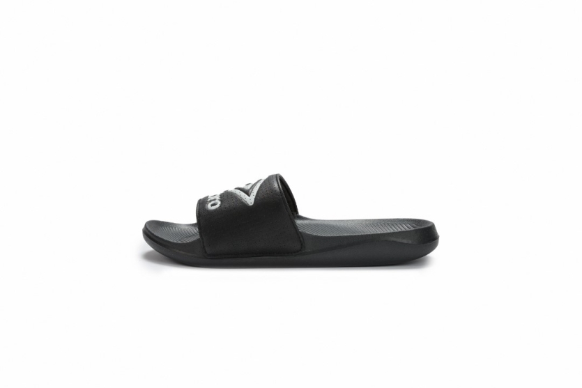 Chancla Umbro Kariba preto / branco