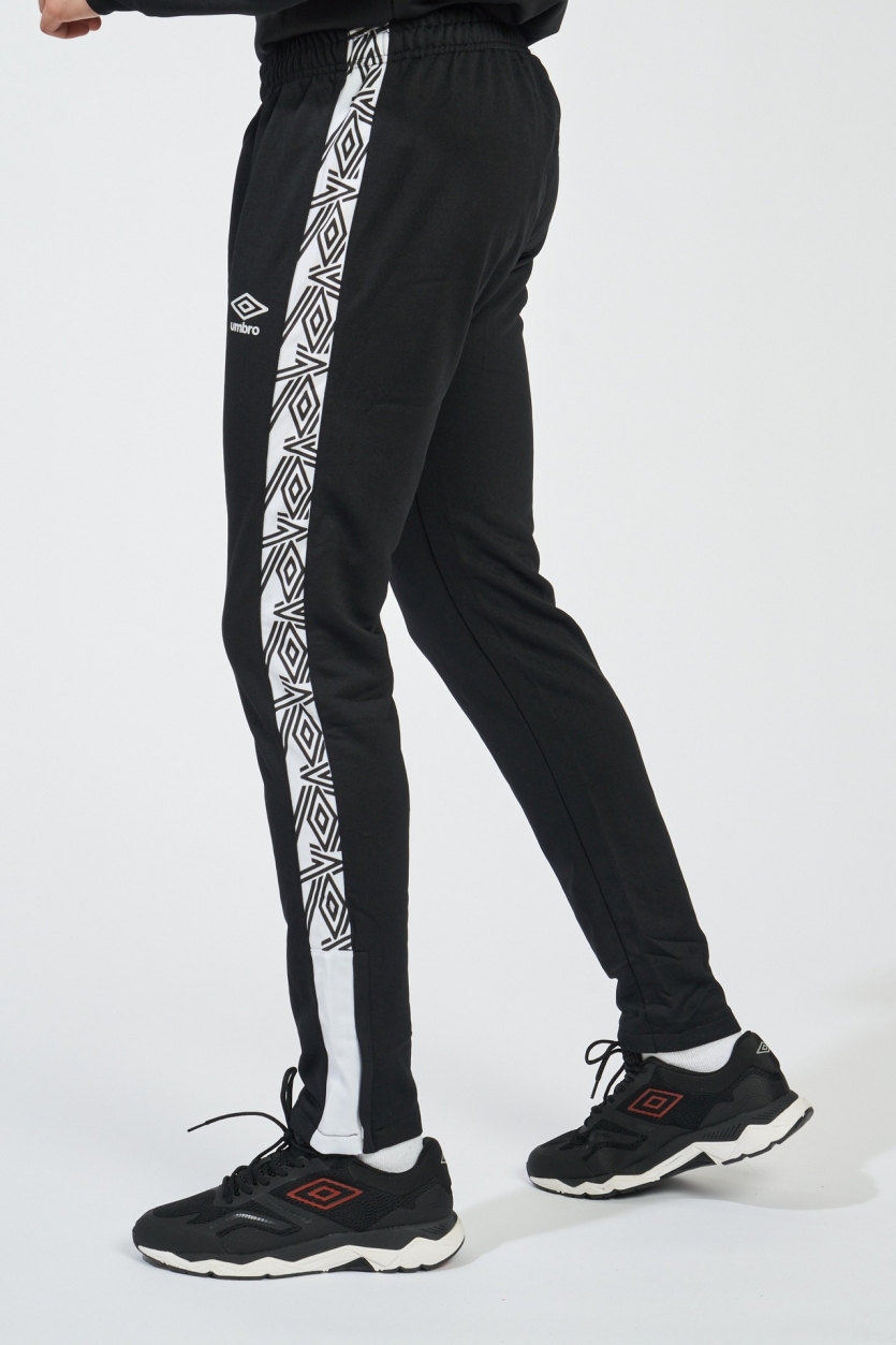 Pantalón Umbro Malawi Negro / Blanco
