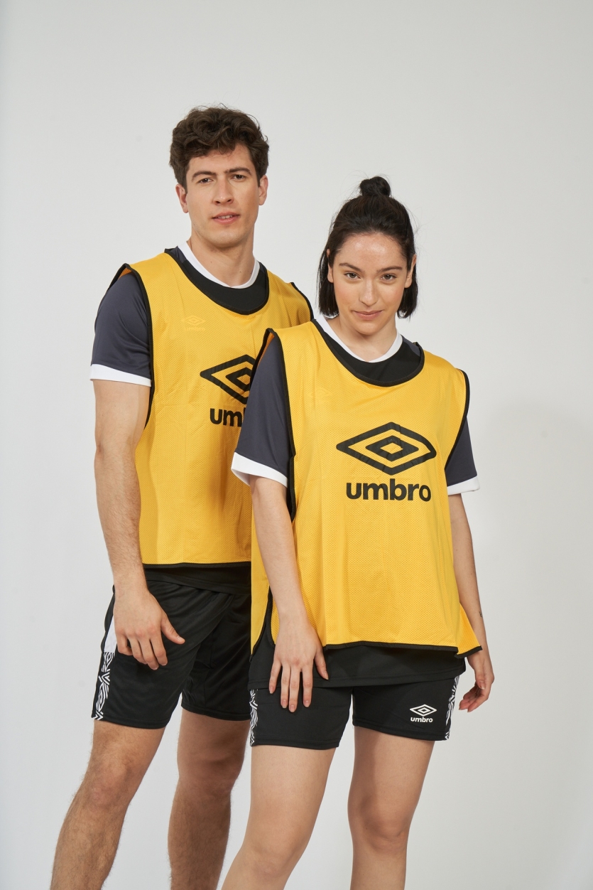 Peto Umbro Hunter Amarillo