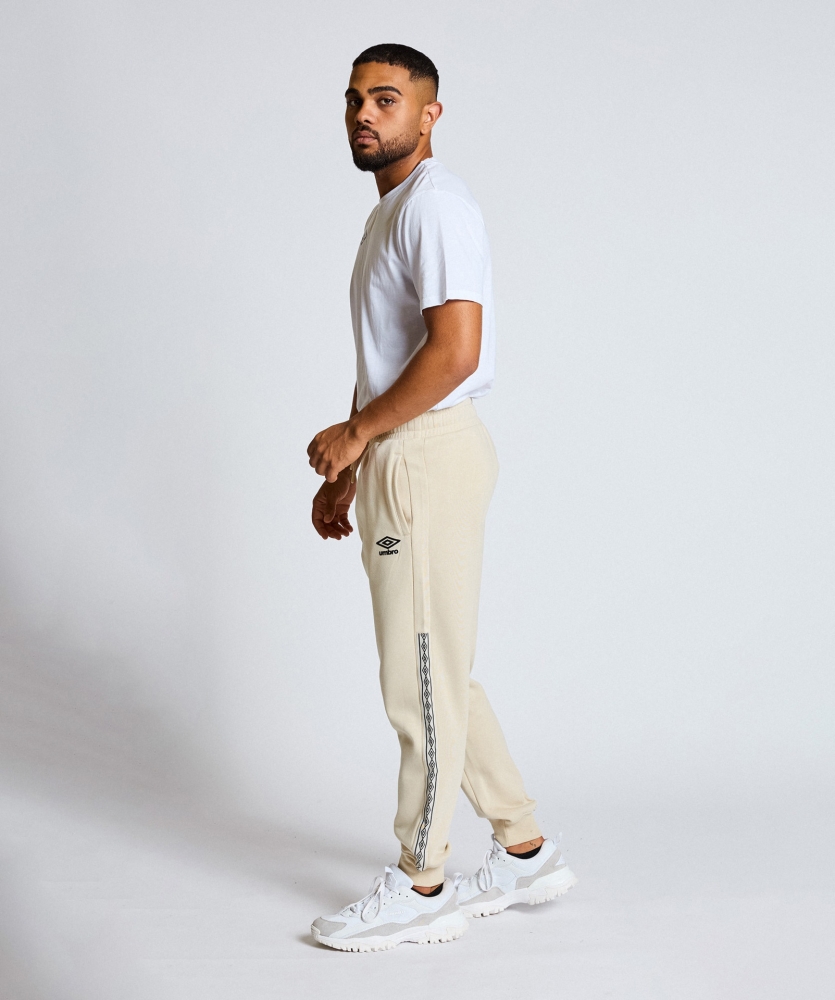PANTALÓN UMBRO TAPE PANT DUNCAN BEIGE / BLACK