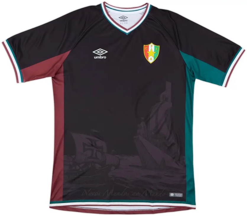 Camiseta Umbro CF Estrela da Amadora...