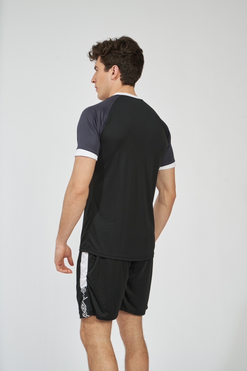 Camiseta Umbro Mascardi Negra