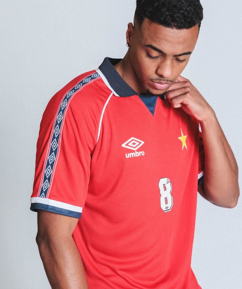 Camiseta Umbro C90 Jersey Fiery Vermelho / Branco / Azul Indigo