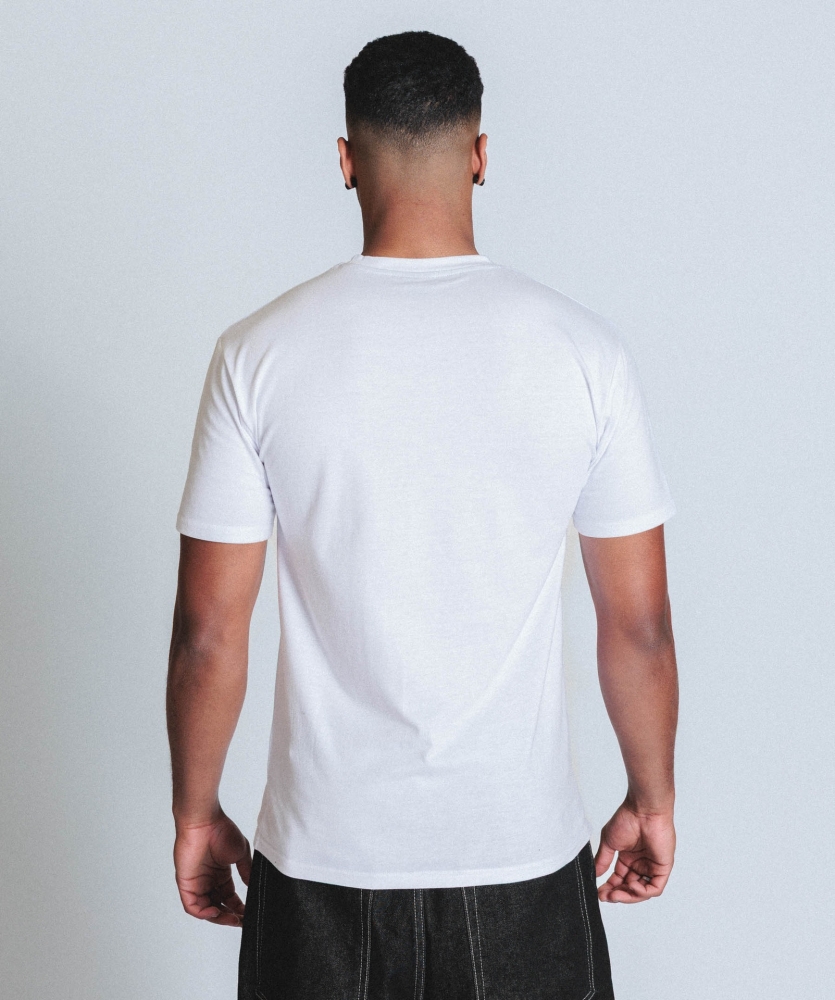 Camiseta Umbro Essential Wardrobe Small Logo Brilliant White / Black