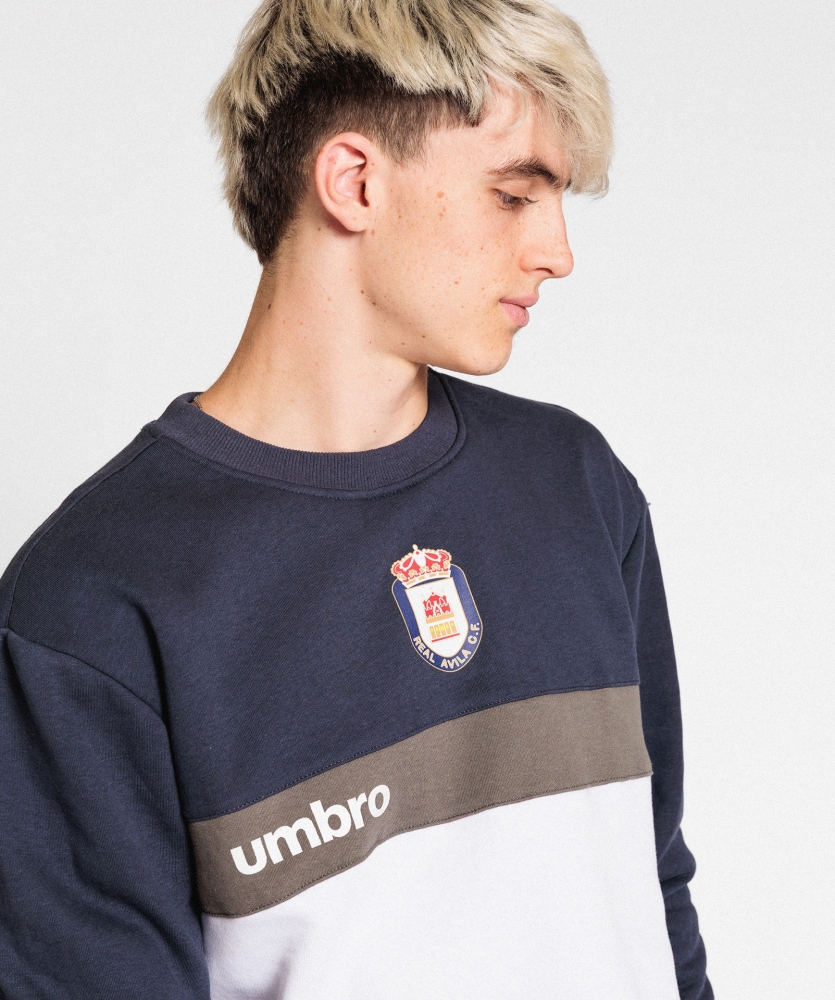 Sudadera Umbro Real Ávila Fw Sportswear Sweat Dark Navy / Brilliant White / Gunmetal